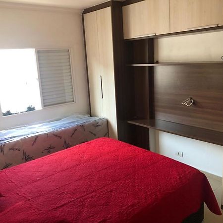 Apartamento Proximo A Praia Da Enseada Гуаружа Екстериор снимка