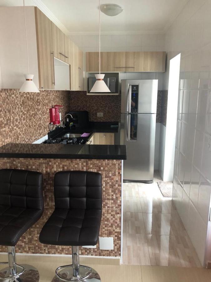Apartamento Proximo A Praia Da Enseada Гуаружа Екстериор снимка